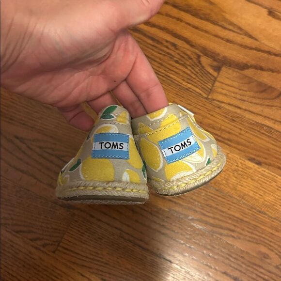 Toms Lemon Print Canvas Slip-Ons - Picture 3 of 5